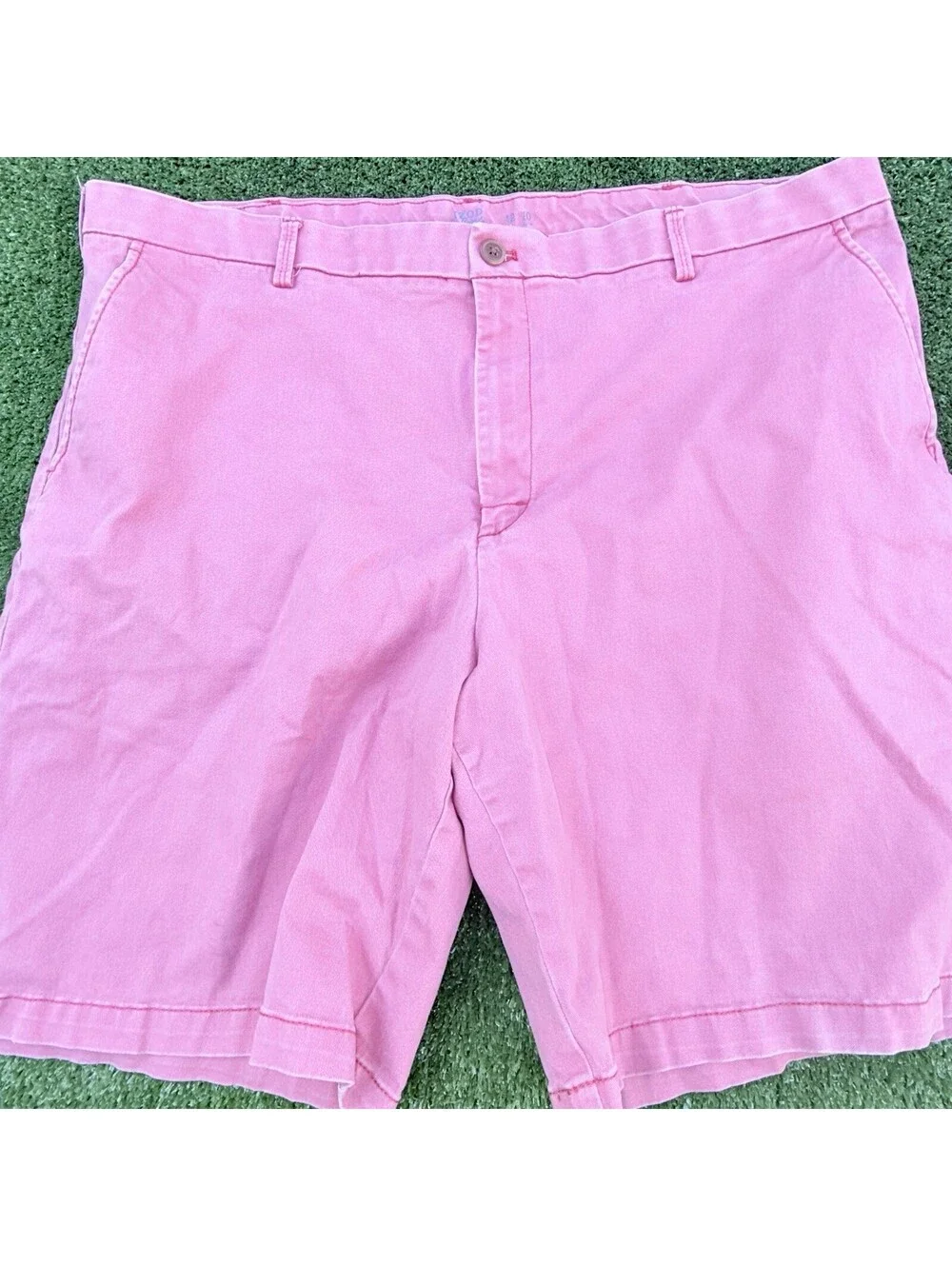IZOD Saltwater Shorts Men’s 42 Lot of 2 Pink Coral Stretch Chino 9.5 10 Inseam
